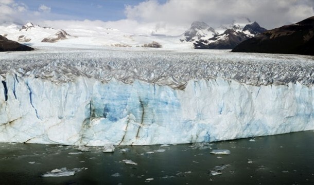 15. Средняя толщина антарктического льда составляет около 1,6 км