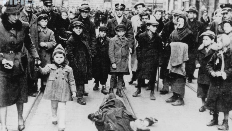 72-летие восстания в Варшавском гетто  - слава героям!