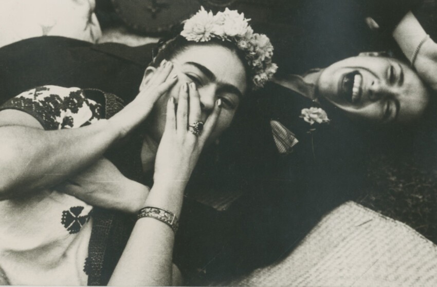 Фрида Кало и Чавела Варгас, 1945