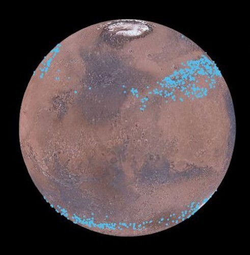 Под марсианской пылью обнаружили ледники