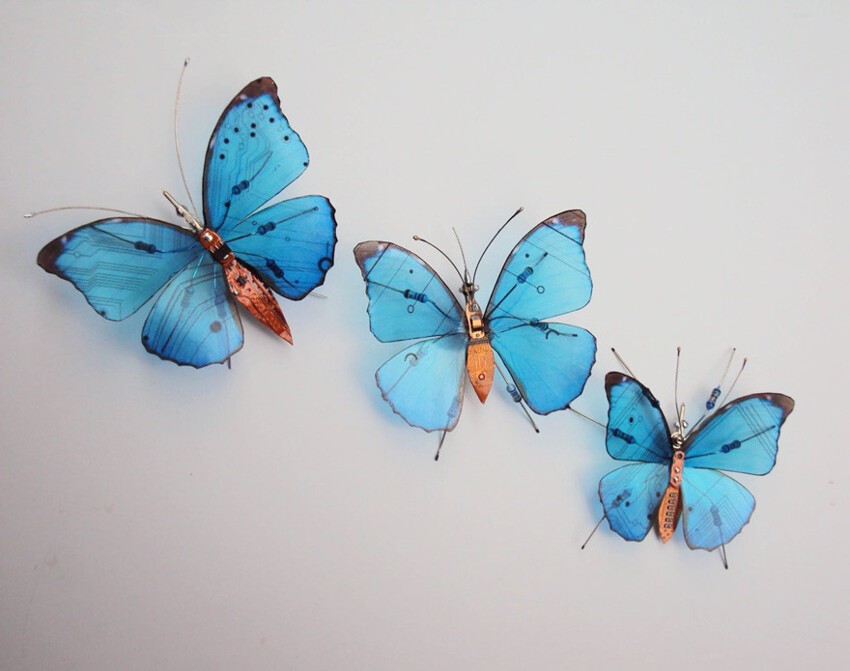 Красота в стиле модерн: крылатые насекомые из старых электросхем