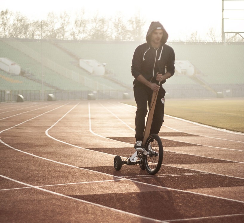 Креативный велосипед Halfbike необычной наружности