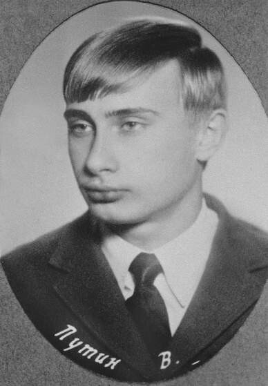 Time опубликовал фотографии молодого Владимира Путина