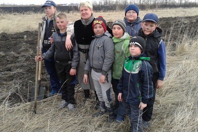 В Рязанской области восемь детей не подпустили огонь к жилым домам