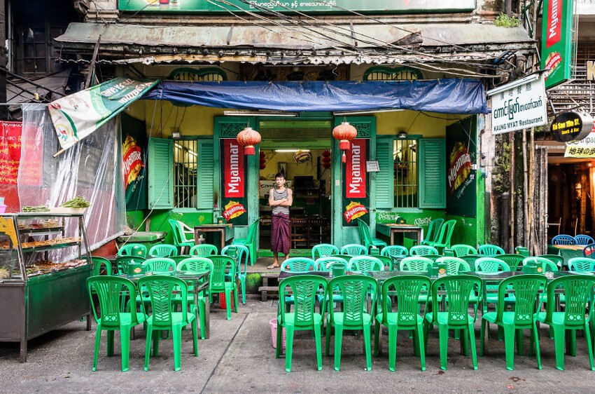 Ресторан в Янгоне