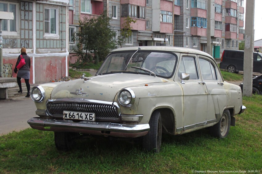 ж6614ХБ 1963 года на "Парусе", во дворе Пермской, 9/3.