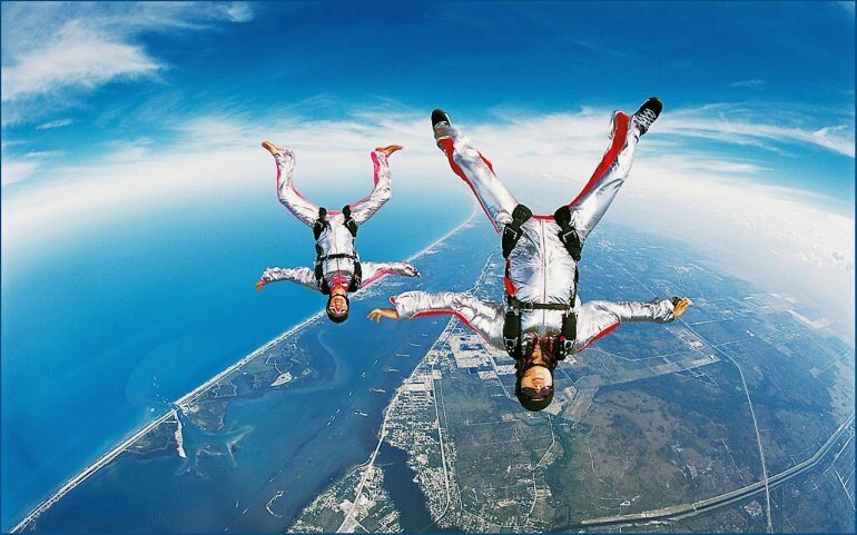 5 причин, по которым стоит совершить прыжок с парашютом