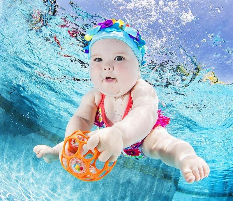 Невероятные и восхитительные снимки плавающих малышей