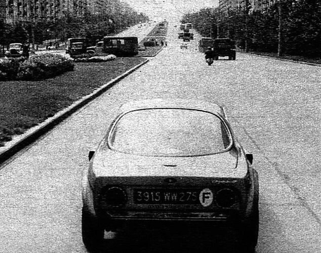Юрий Гагарин и его автомобили