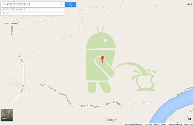 Робот Google помочился на логотип Apple на карте Пакистана.