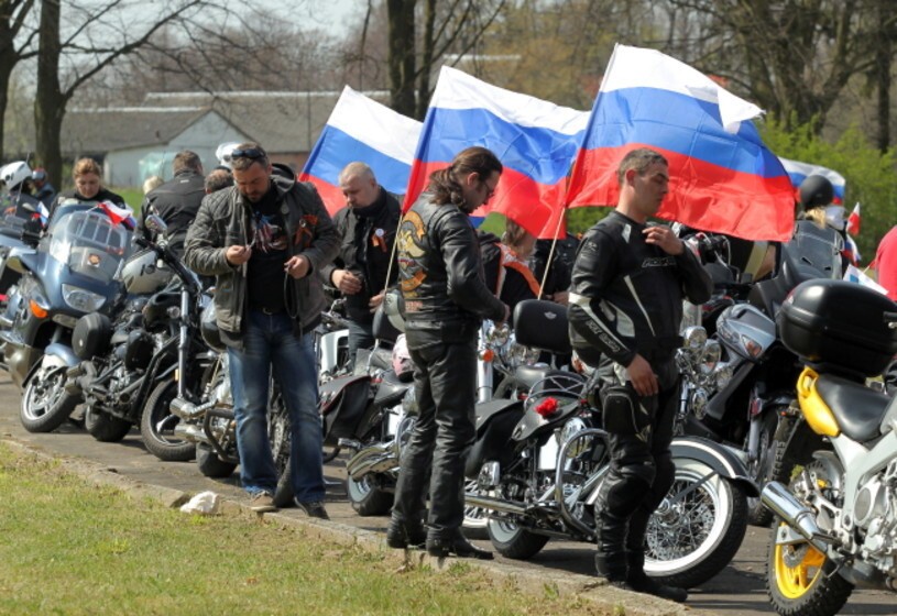 Россияне делегация из Калининграда в Польшу - 25.04.2015
