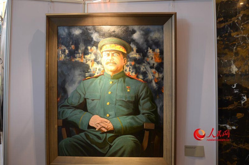 Китайский художник посвятил картины советским летчикам-добровольцам