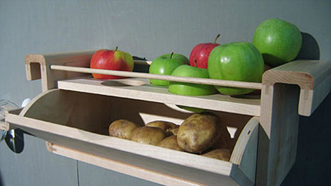10. Храни яблоки и картофель вместе