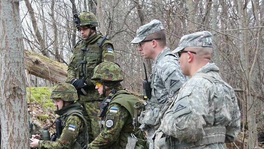 Прибытие на Украину американских "военных инструкторов"