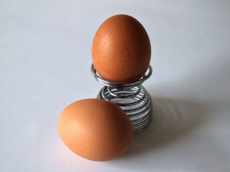2. Сырые яйца