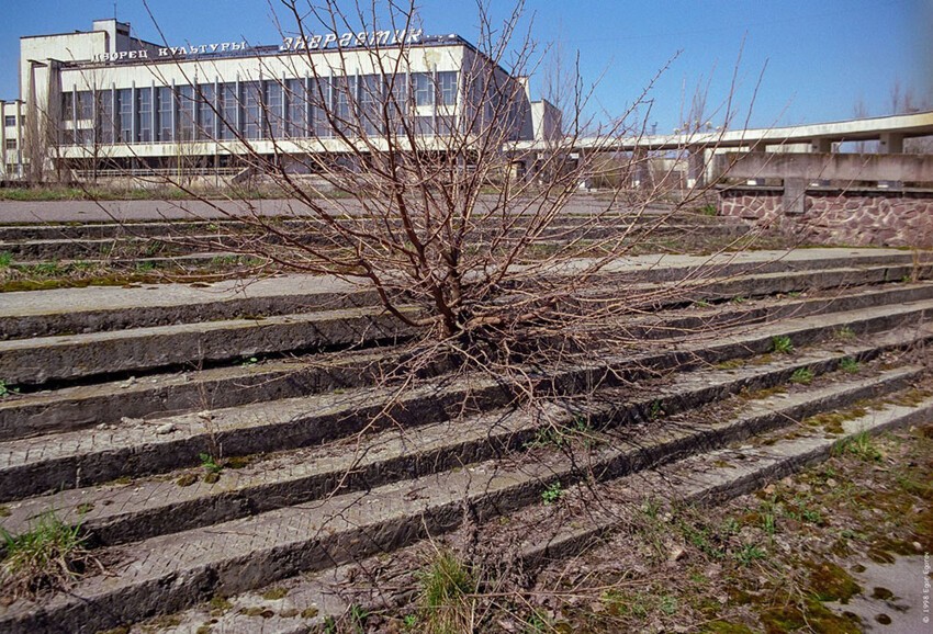 Редкие цветные фотографии Припяти в 90-е годы