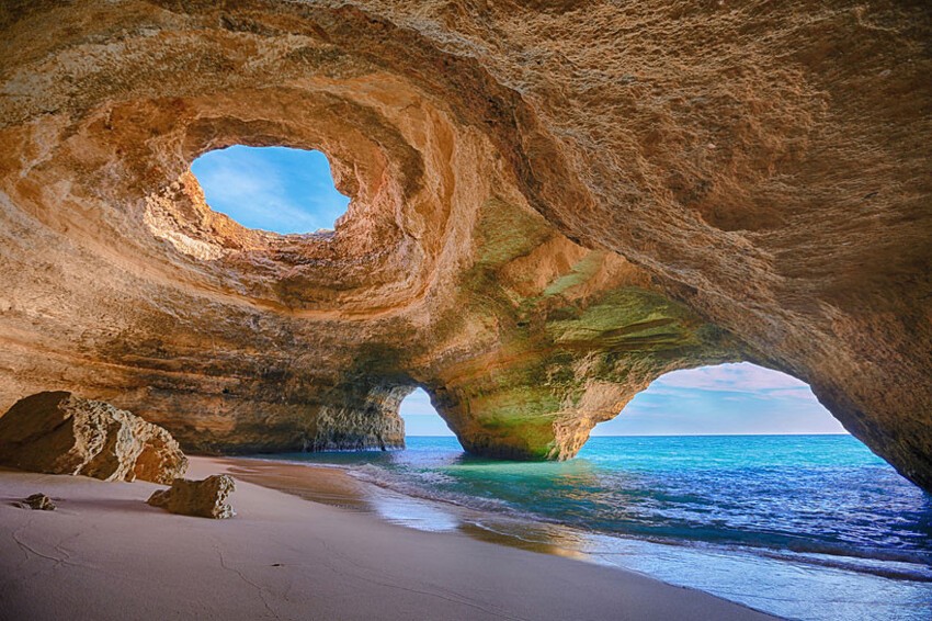 13. Пещера в Алгарве, Португалия