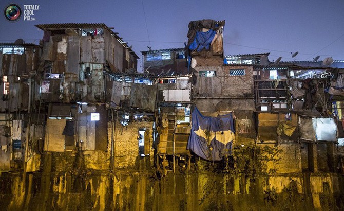Строящийся высотный жилой дом в центре Мумбаи