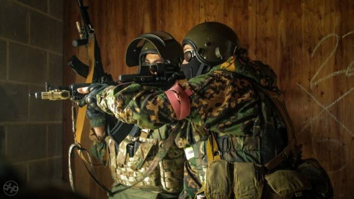 Американские реконструкторы в Чечню играют.