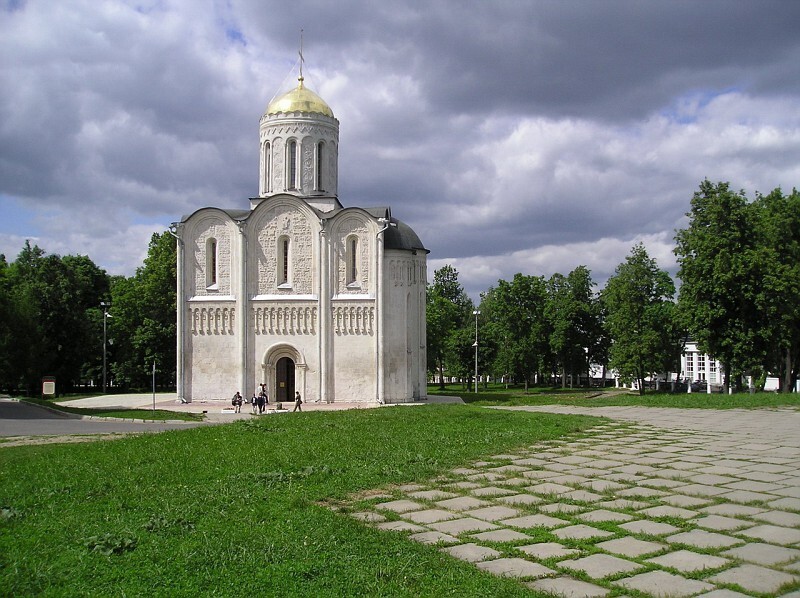 Дмитриевский Собор