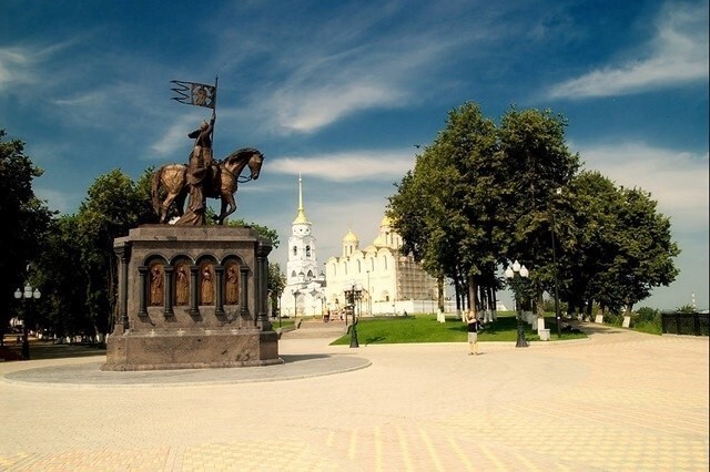 Памятник князю Владимиру Ясное Солнышко