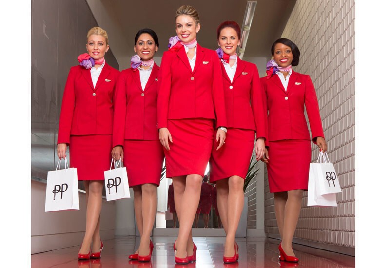 5-е место - стюардессы Virgin Atlantic, принадлежащей веселому и дерзкому миллиардеру Ричарду Бренсону.