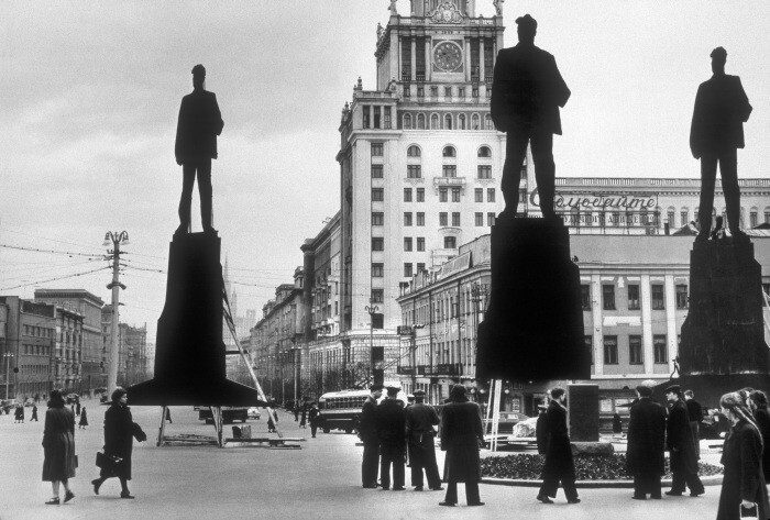 Выбор места для памятника Владимиру Маяковскому. Москва, 1958
