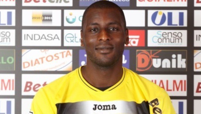 Джамаль Абдулайе Махамат Бинди — ливийский футболист, полузащитник клуба «Спортинг» из Браги и сборной Ливии