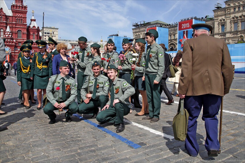 Взгляд изнутри Красной площади на парад 