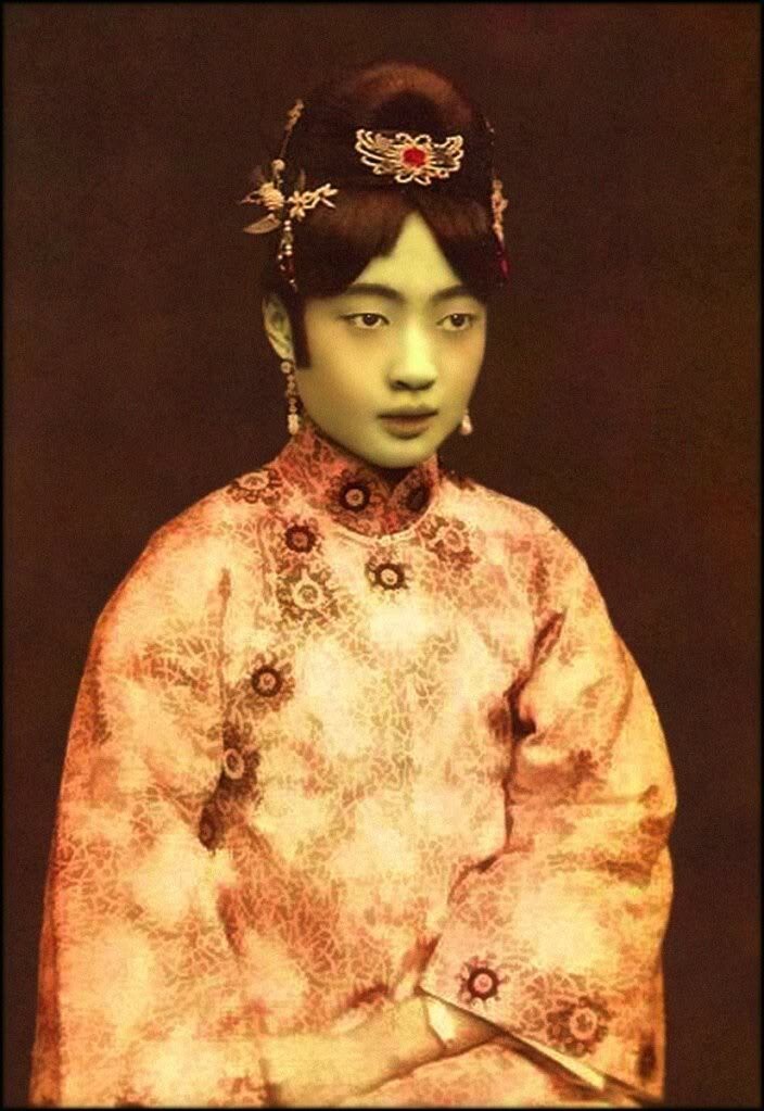 Ван Чжун - последняя императрица Китая.