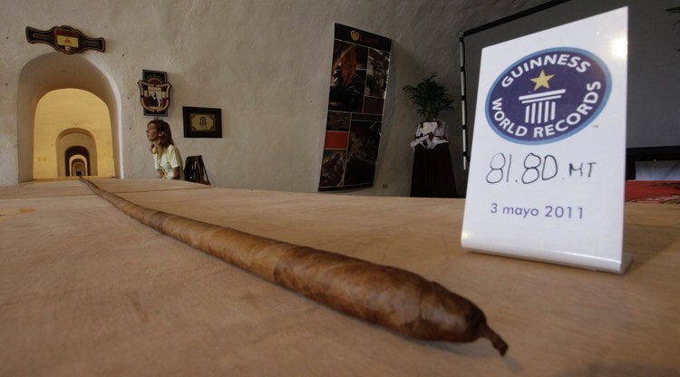Самая длинная сигара в мире