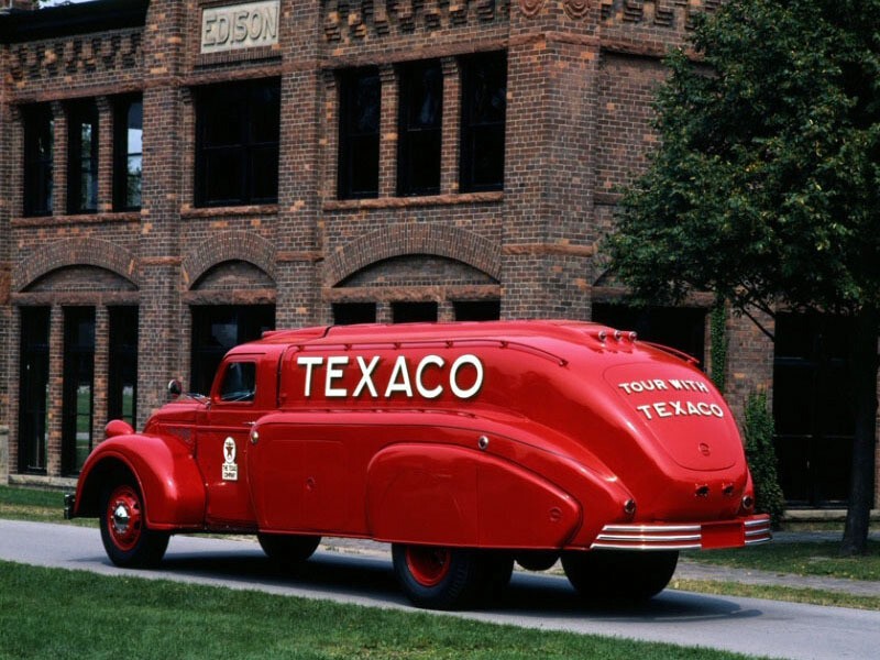 Dodge Airflow Tank Truck (RX-70) III Series '1938-1940