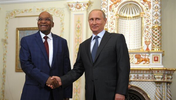 Президент ЮАР вернулся из России в восторге от ее лидера