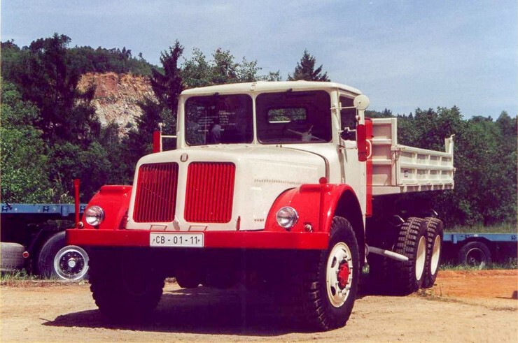 3. Tatra 111 (1942)
