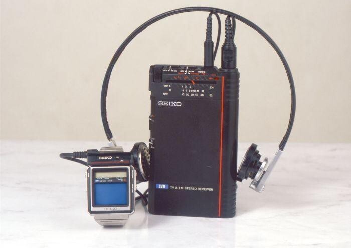  Первые в мире часы с телевизором из 80-х 