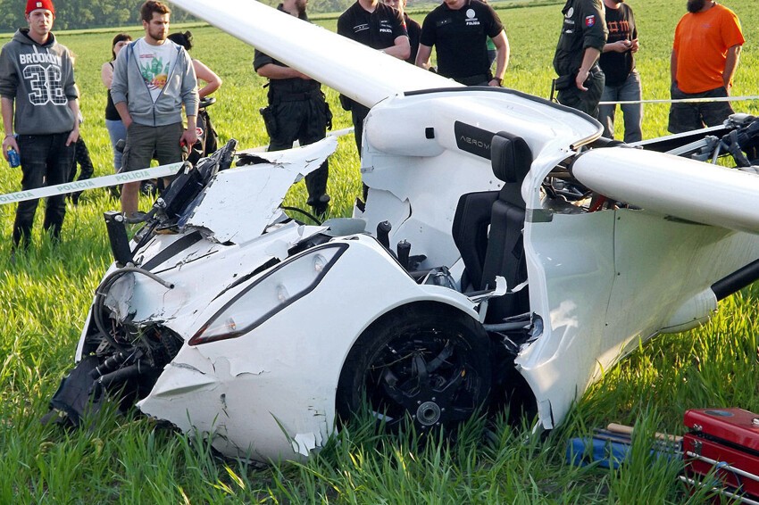Летающий Aeromobil разбился во время испытательного полета
