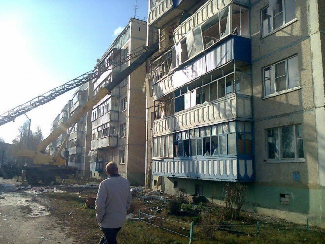 Тесть Кличко живет под Луганском в доме, обстреливаемом ВСУ