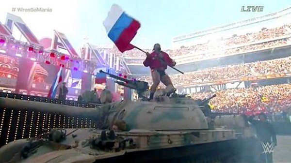 Флаг России поднят над Калифорнией. Русские танки в Лос-Анджелесе