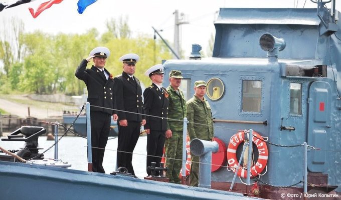 Военно-морской парад в Киргизии