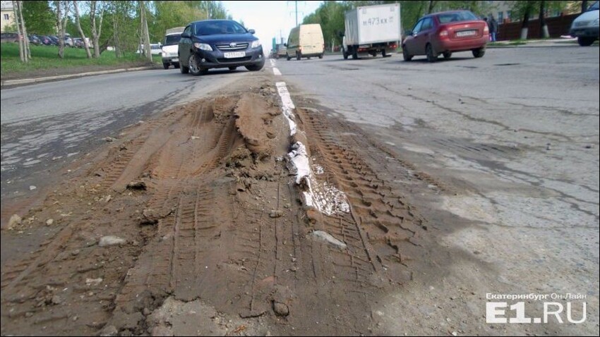 В Екатеринбурге обновили дорожную разметку