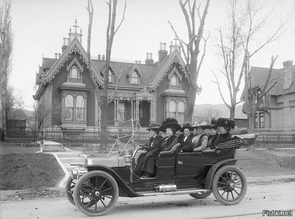 Дамы едут веселиться, 1909 год