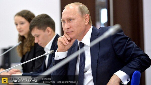 Путин обязал чиновников отчитываться по каждой крупной покупке