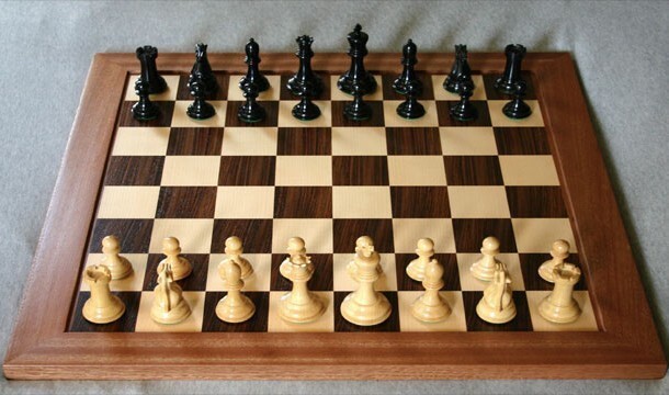 24. Лучший игрок в шахматы среди людей будет обыгран компьютером до 2000 года