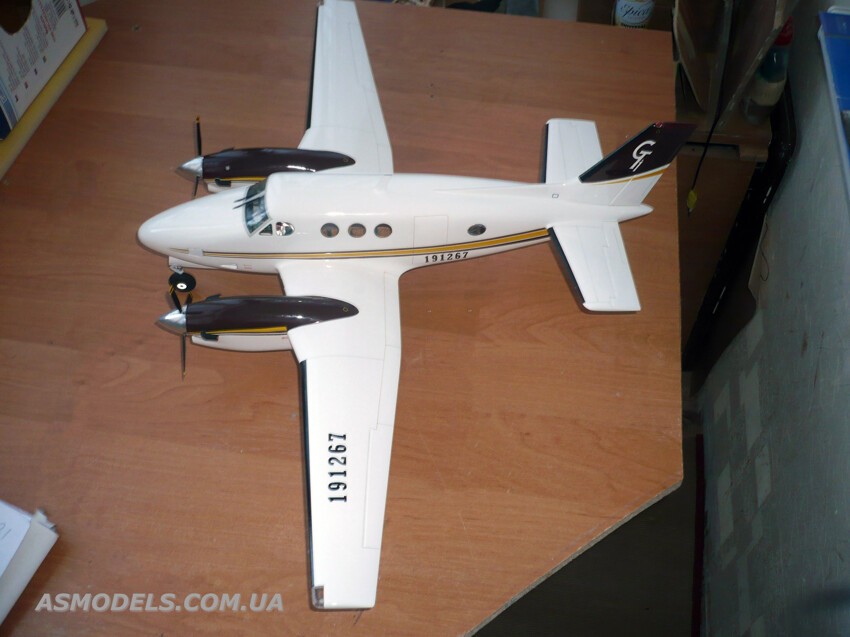 Beechcraft C-90 в масштабе 1-24