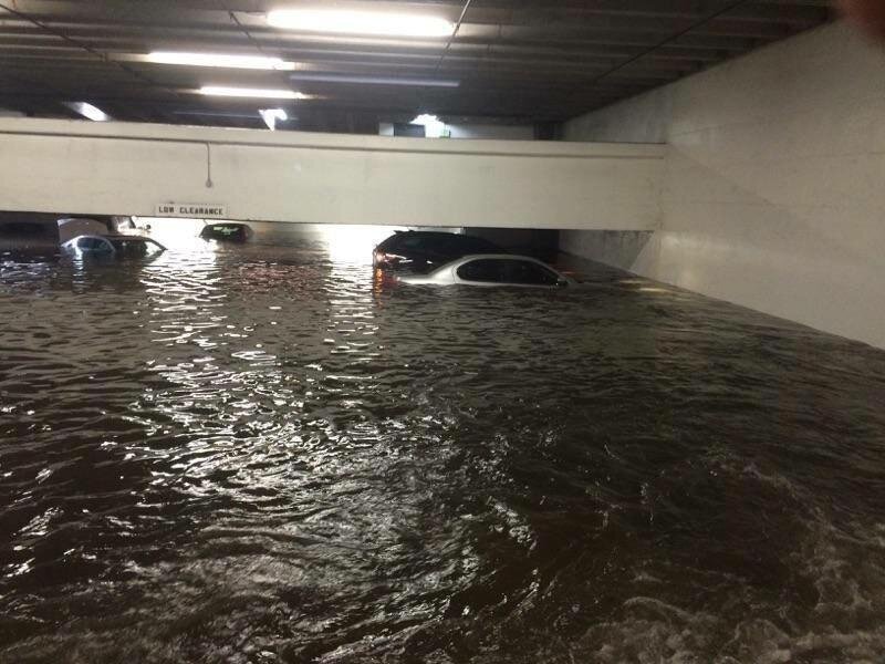 Затопленная парковка