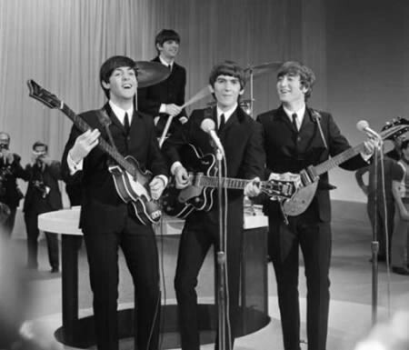 Decca Records отказалась от The Beatles