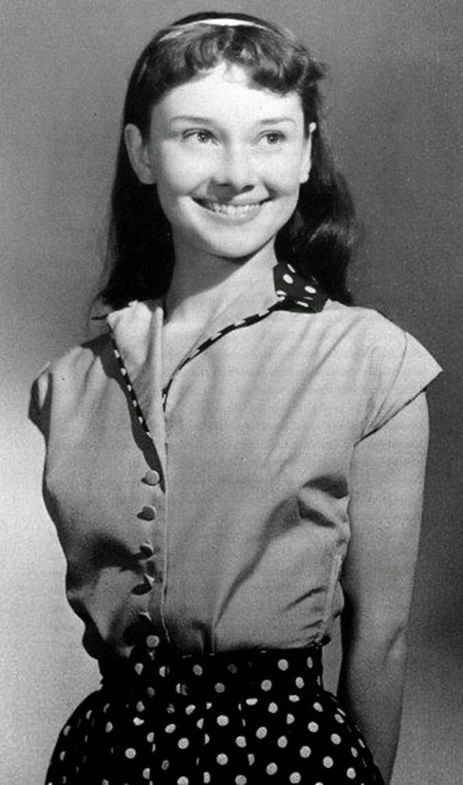 13-летняя Одри Хепберн, 1942 г. 
