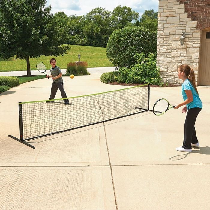 3. Переносной теннисный корт.