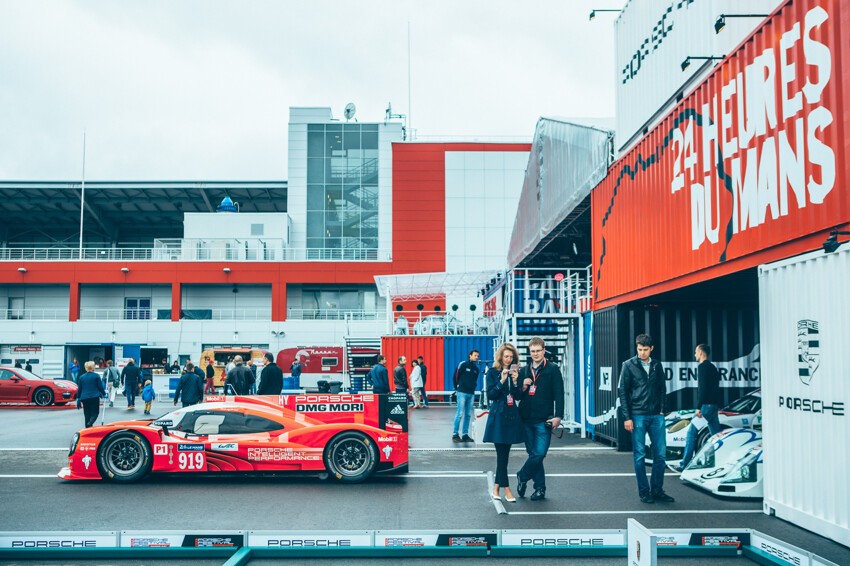 Porsche открывает школу экстремального вождения в Москве