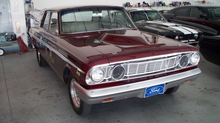  7. Ford Fairlane Thunderbolt